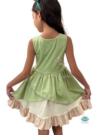 Girl kid wearing princess tiana dress for kids green with flower back side