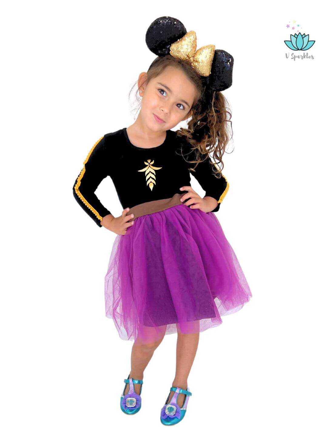 Purple and black Anna Frozen-inspired kids' dress, ideal for Disneybounding, Halloween, or birthday celebrations. Perfect for imaginative play, dress up games, and as a gift for little princesses.