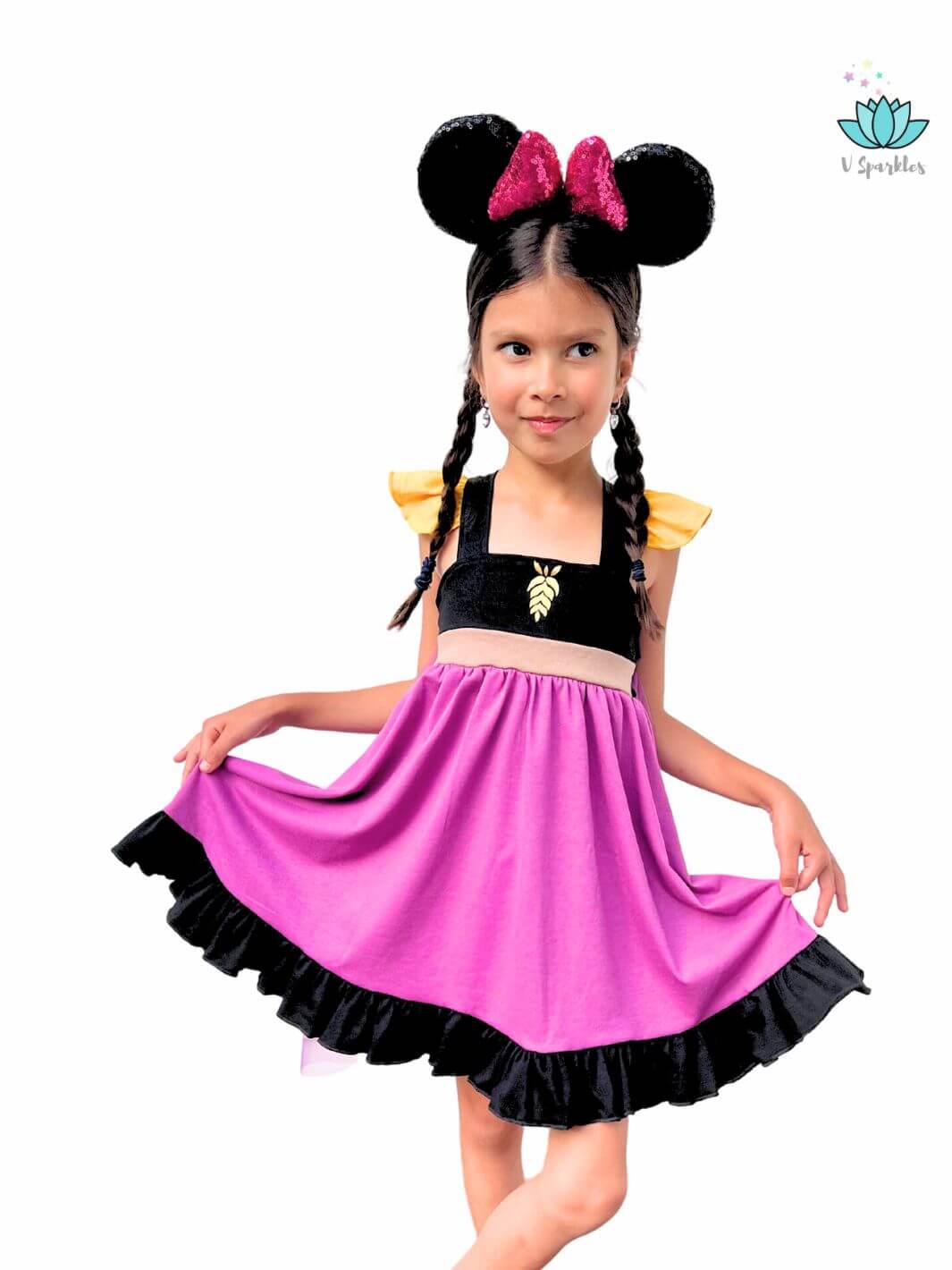 Anna Princess Dress for Disneybounding Adventures: This adorable Anna-inspired dress is perfect for Disneybounding, Halloween costumes, or birthday celebrations. Ideal for play pretend, this outfit makes a fashionable statement for young Frozen fans.