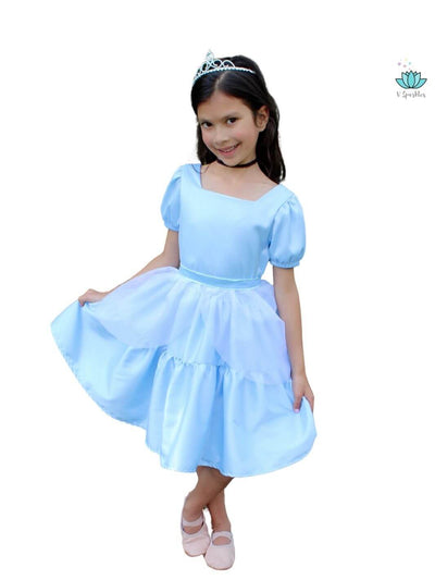 Glass Shoe Princess Dress-Up Overskirt for Girls – Matching Mother and Daughter Outfit – Create a magical matching mother and daughter Disneybounding look with this Cinderella-inspired glass shoe overskirt for kids. Perfect for toddler girls for Halloween costumes or special occasions.