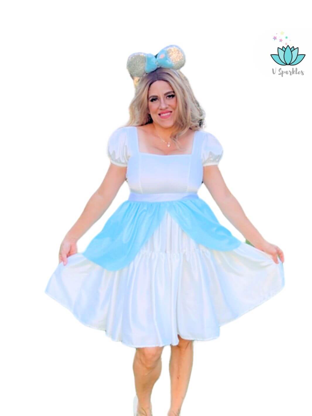 Ice Queen Blue Dress-Up Overskirt for Adults – Ideal for Disneybounding and Winter Events – This Queen Elsa-inspired blue overskirt is perfect for adults attending Disneybounding, holiday parties, or winter-themed celebrations. Available in mid-size and plus-size options.