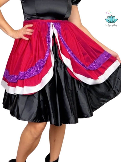 Evil Queen Dress-Up Overskirt for Women – Complete Evil Queen Transformation – Pair this stunning Evil Queen-inspired overskirt with any base dress for a full transformation. Perfect for Disneybounding, Halloween, or holiday celebrations. Available in plus-size options.