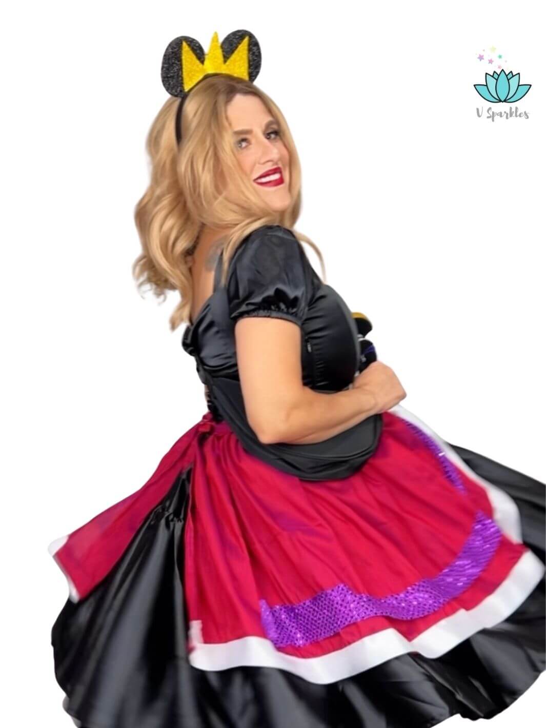 Evil Queen Dress-Up Overskirt for Women – Ideal for Themed Parties and Special Events – This Evil Queen overskirt is perfect for adults looking to channel their inner villain for Disneybounding, Halloween, or holiday events. Available in mid-size and plus-size options.