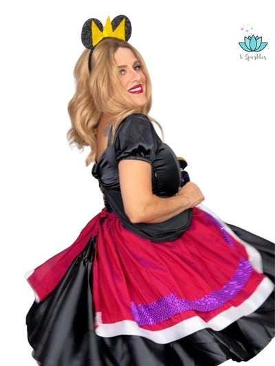 Evil Queen Dress-Up Overskirt for Women – Ideal for Themed Parties and Special Events – This Evil Queen overskirt is perfect for adults looking to channel their inner villain for Disneybounding, Halloween, or holiday events. Available in mid-size and plus-size options.