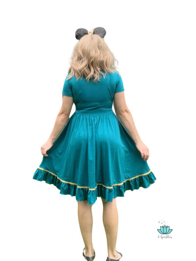 Teal adult dress inspired by Merida, ideal for Disneybounding adventures, a unique Halloween costume, or as a birthday dress. A wonderful self treat or fashionable gift