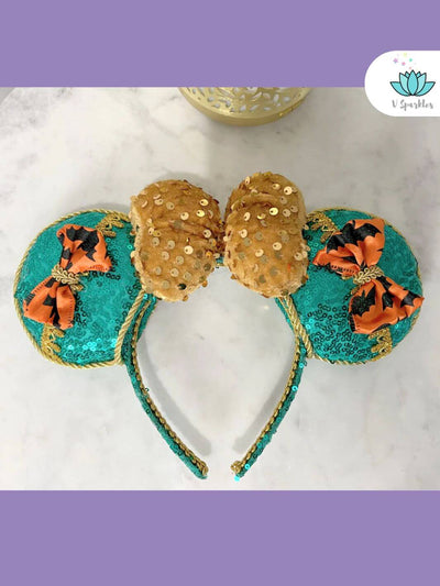 "Sequin Minnie Mouse Halloween mouse ears, ideal for kids’ play pretend, dress-up games, or a fun Disneybounding fashion piece for adults.