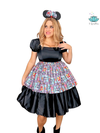 Spooky Christmas Dream Dress-Up Overskirt for Women – Ideal for Holiday and Themed Celebrations – This Pumpkin King-inspired overskirt is perfect for creating a spooky Christmas look for Disneybounding, holiday parties, or themed gatherings. Available in mid-size and plus-size options.