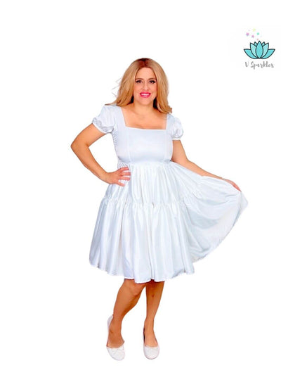 Base White Twirl Dress for Adults – Perfect for Winter Disneybounding and Holiday Celebrations – This beautiful white base twirl dress is ideal for adults looking to embody Elsa at winter holiday events, Disneybounding outings, or themed parties. Available in mid-size and plus-size options.